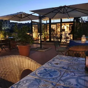 The Spanish Palace, Suites, Rooms, & Terraces Couette-café