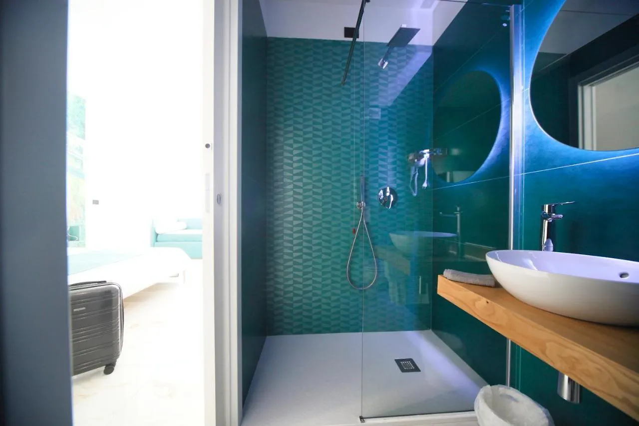Be-Coloured Hotel Naples