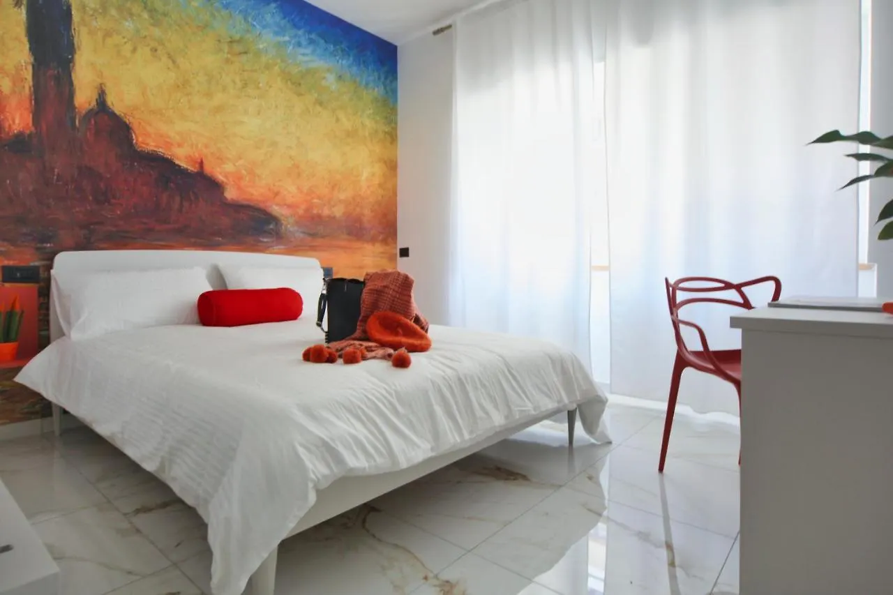 Be-Coloured Hotel Napels